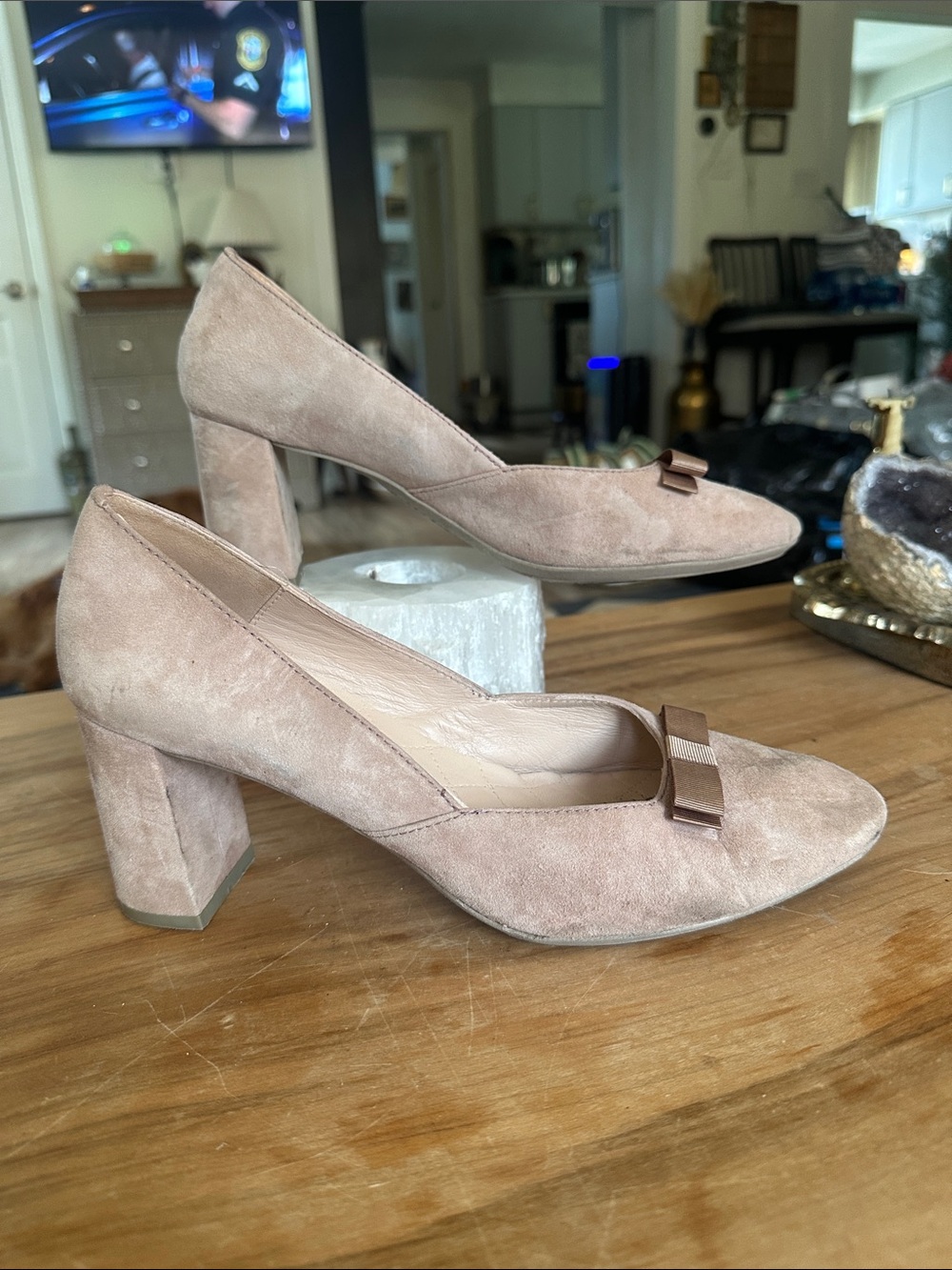 Hispanitas Classic Suede Block Heel Pumps in Taupe Size 40 used marks as shown